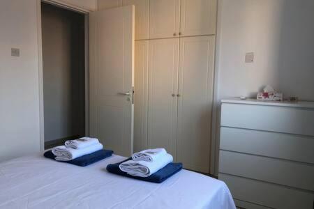 Limnaria - Luxurious, Spacious 3 Bed With Pool Views Appartement